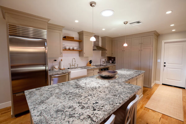 OYSTER WHITE GRANITE COUNTERTOPS - Image 3